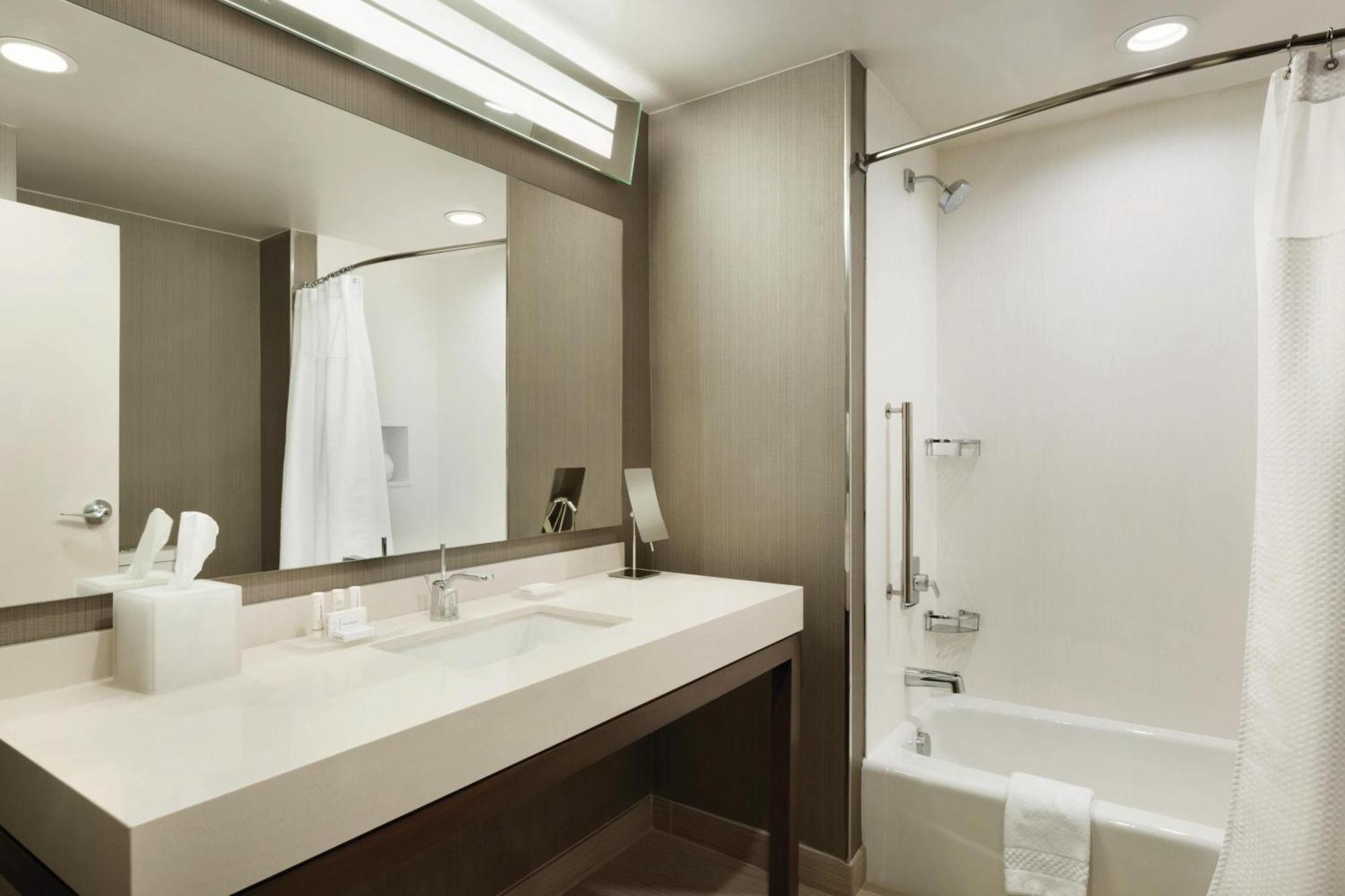 Отель Courtyard By Marriott El Paso East/I-10 Экстерьер фото