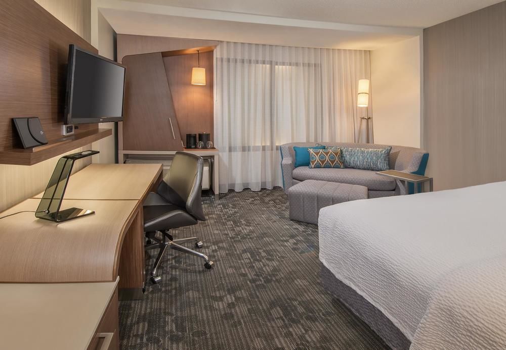 Отель Courtyard By Marriott El Paso East/I-10 Экстерьер фото
